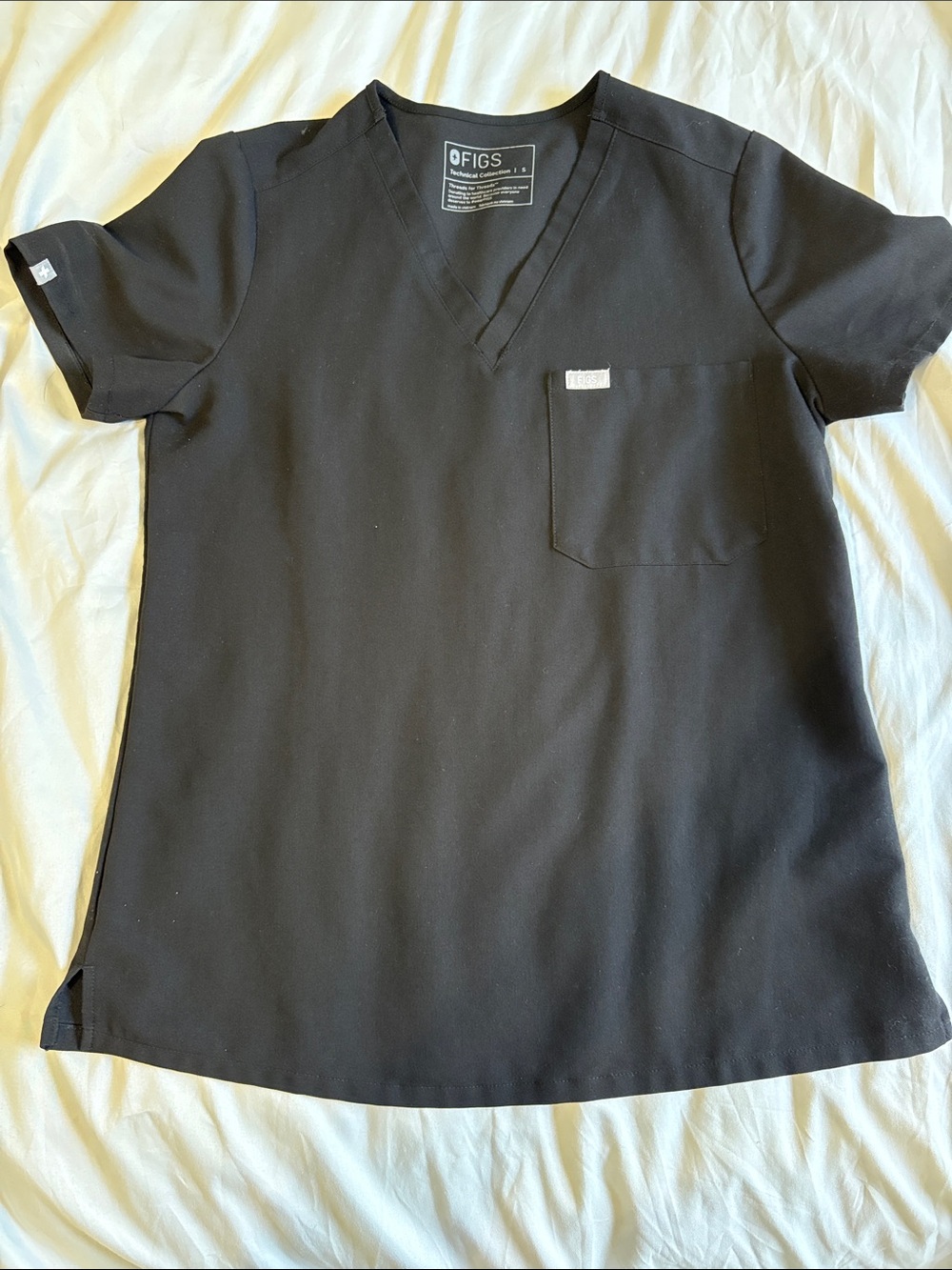 FIGS Women’s Black V-Neck Scrub Top
